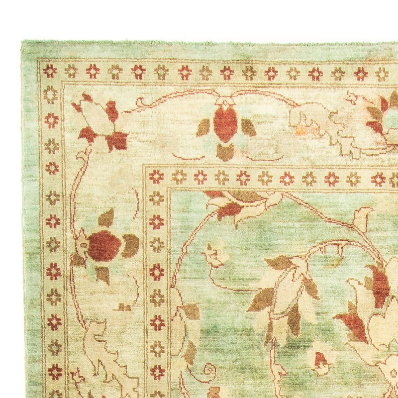 Ziegler Carpet - 270 x 187 cm - grön