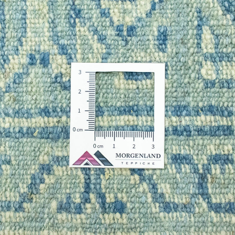 Designermatta - 301 x 258 cm - ljusblå