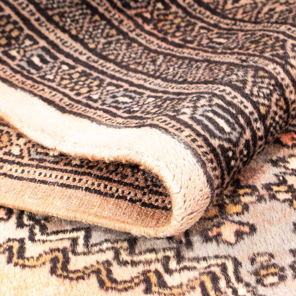 Pakistanska mattan - 190 x 123 cm - beige