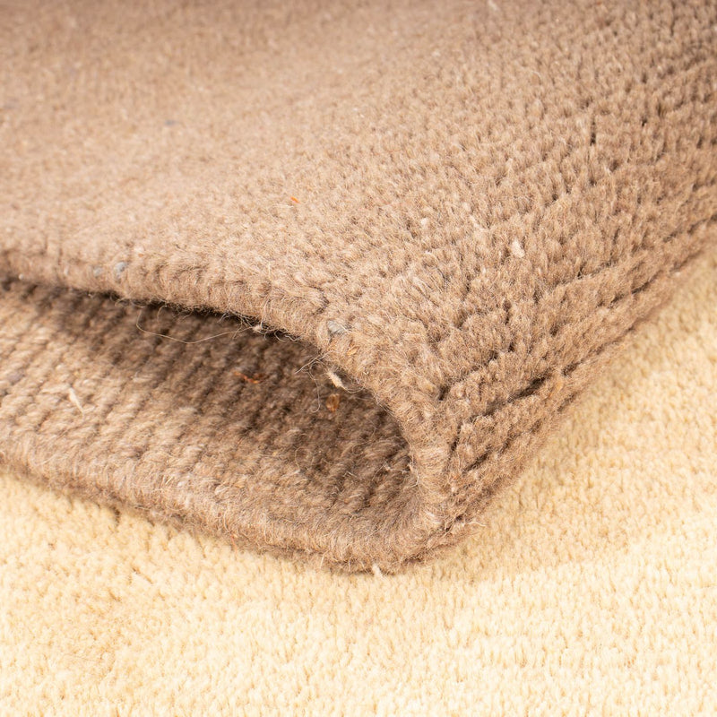 Nepal mattan - 230 x 160 cm - ljusbrun