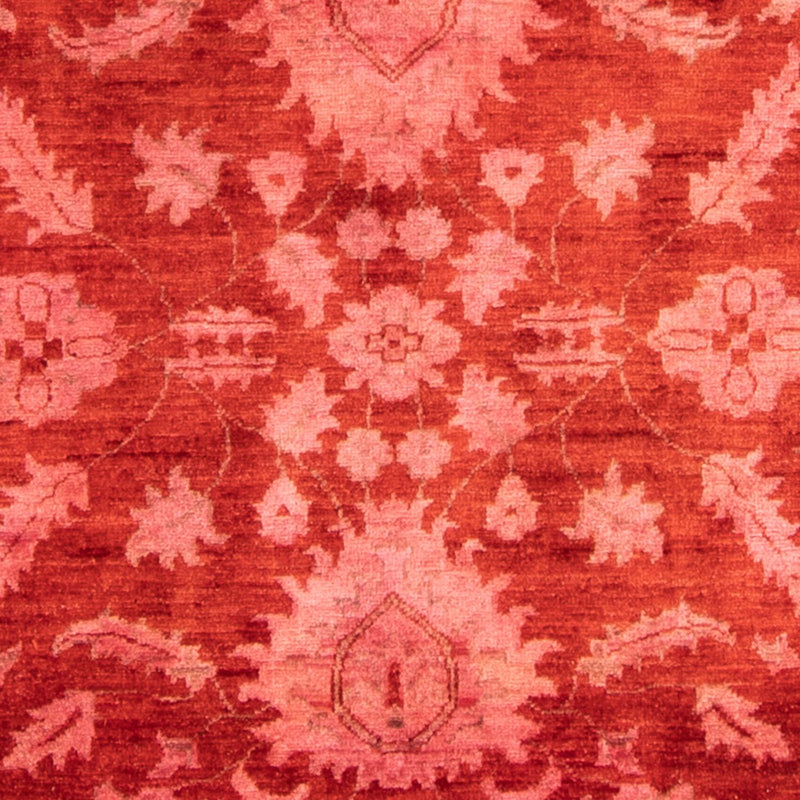 Ziegler Carpet - 330 x 240 cm - ljusröd