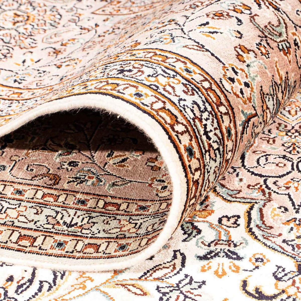 Sidenmatta - Kashmir Silk - 307 x 243 cm - beige
