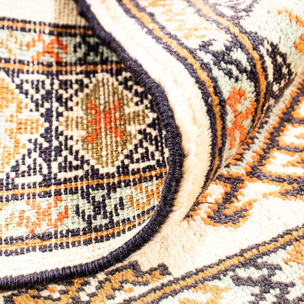 Turkaman-matta - 94 x 67 cm - beige