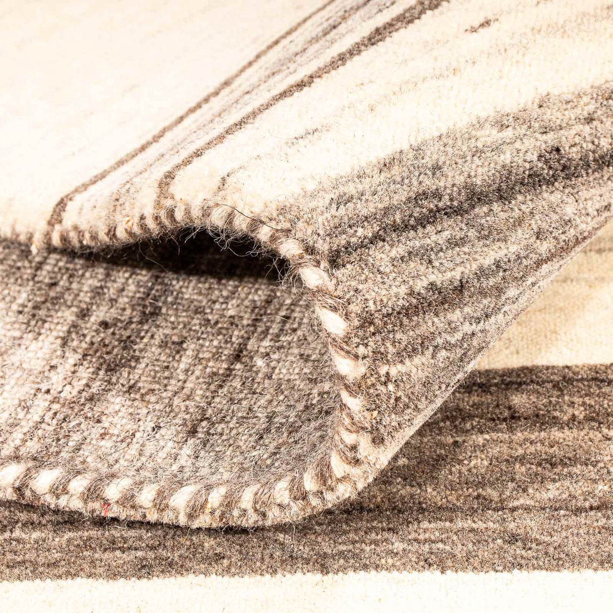 Gabbeh-mattan - Loribaft Indus - 205 x 146 cm - beige