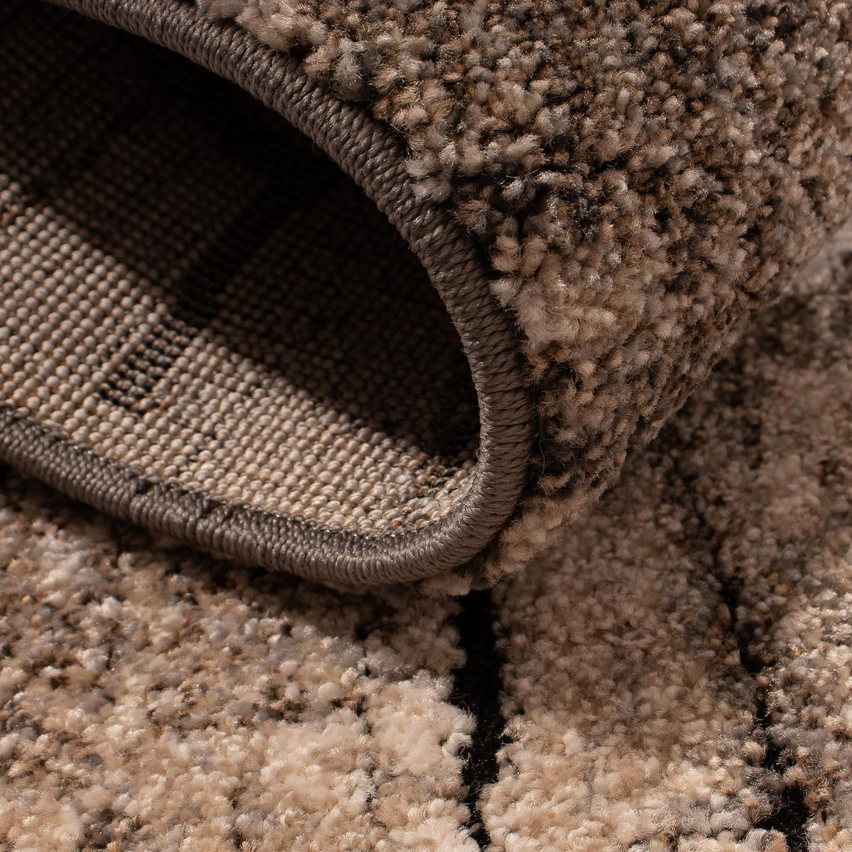 Modern matta - 150 x 80 cm - ljusbrun