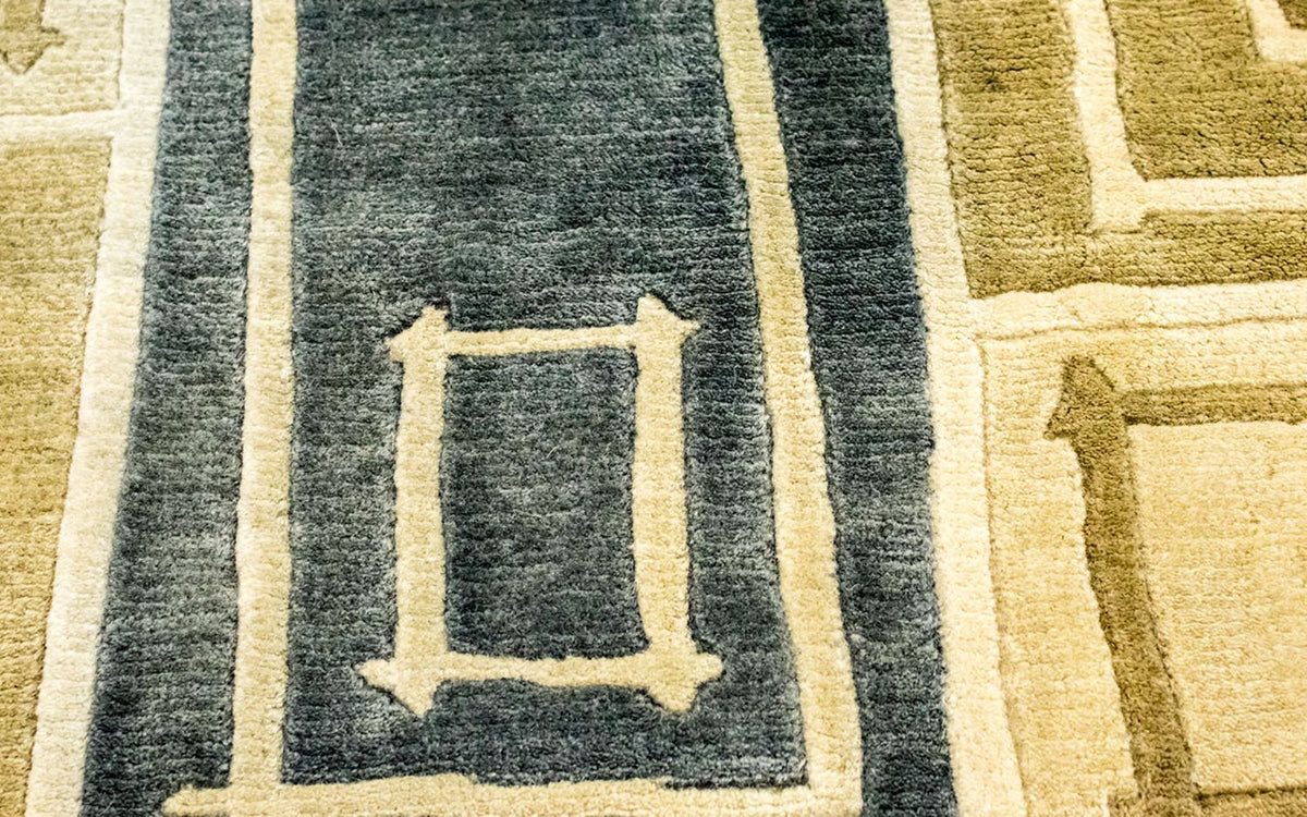 Nepal mattan - 263 x 183 cm - färgad