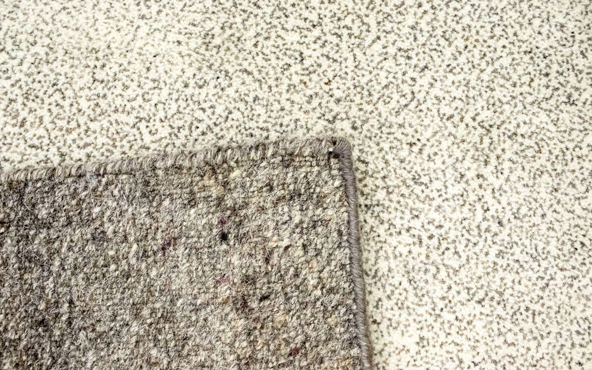 Nepal mattan - 180 x 119 cm - beige