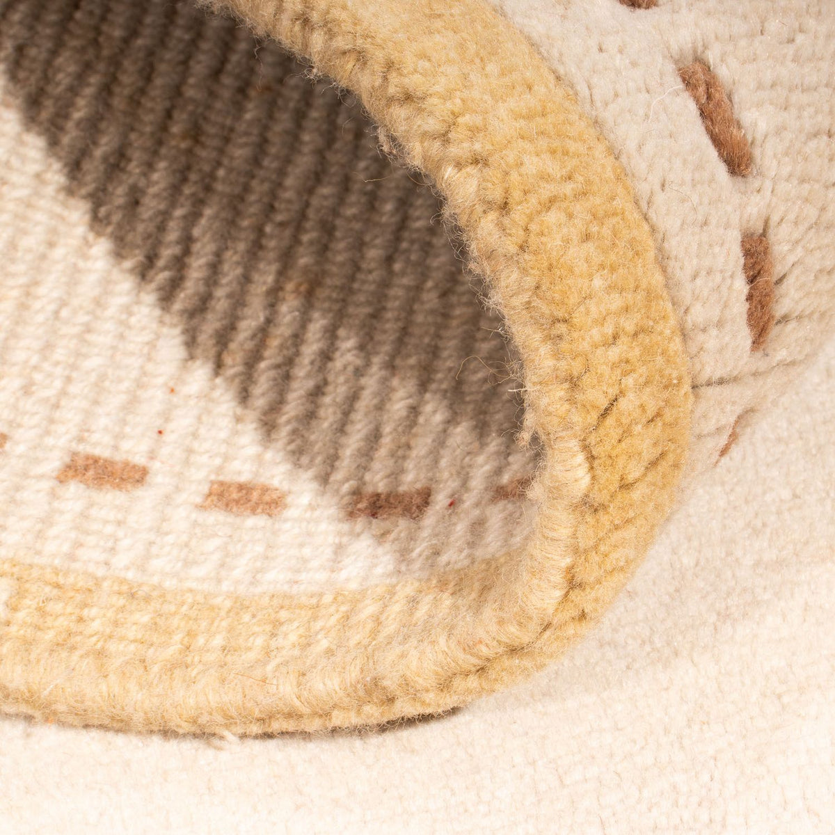 Nepal mattan - 140 x 70 cm - beige