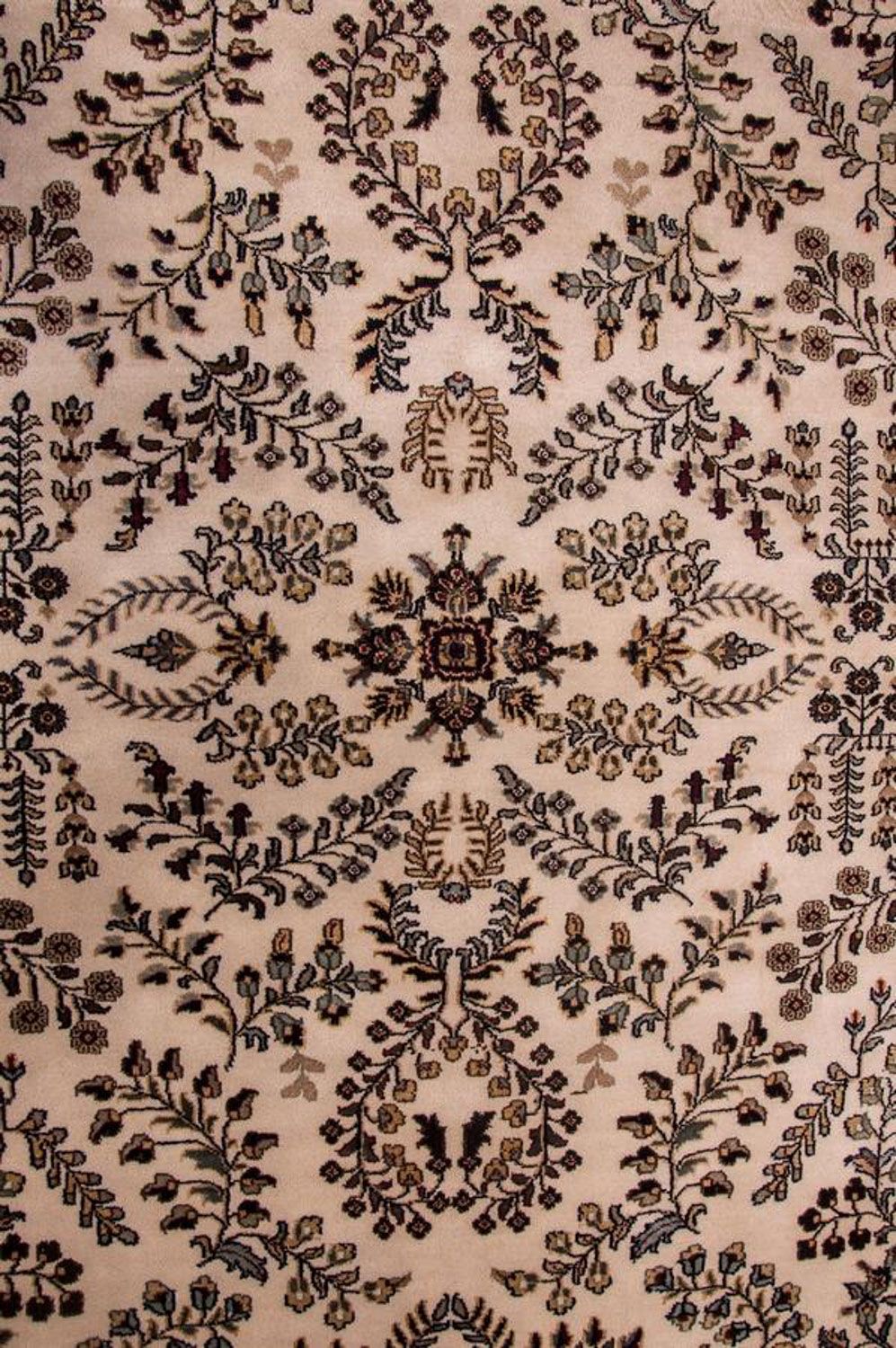 Sarouk Mattan 234x171cm - Oriental Carpet