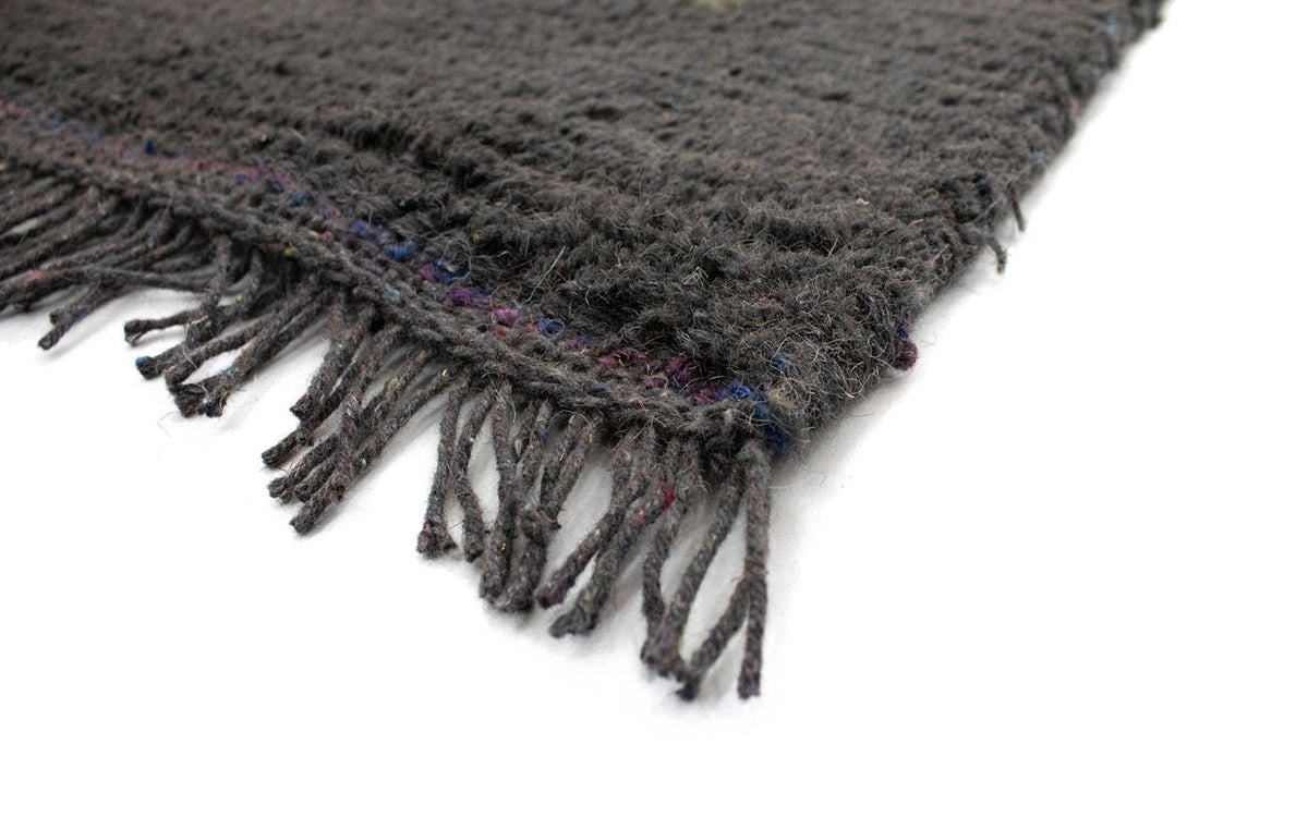 Nepal mattan - 140 x 70 cm - grått