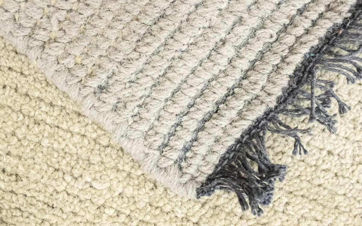 Nepal mattan - 140 x 70 cm - beige