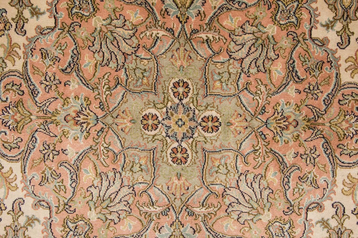 Sidenmatta - Kashmir Silk - 335 x 243 cm - beige