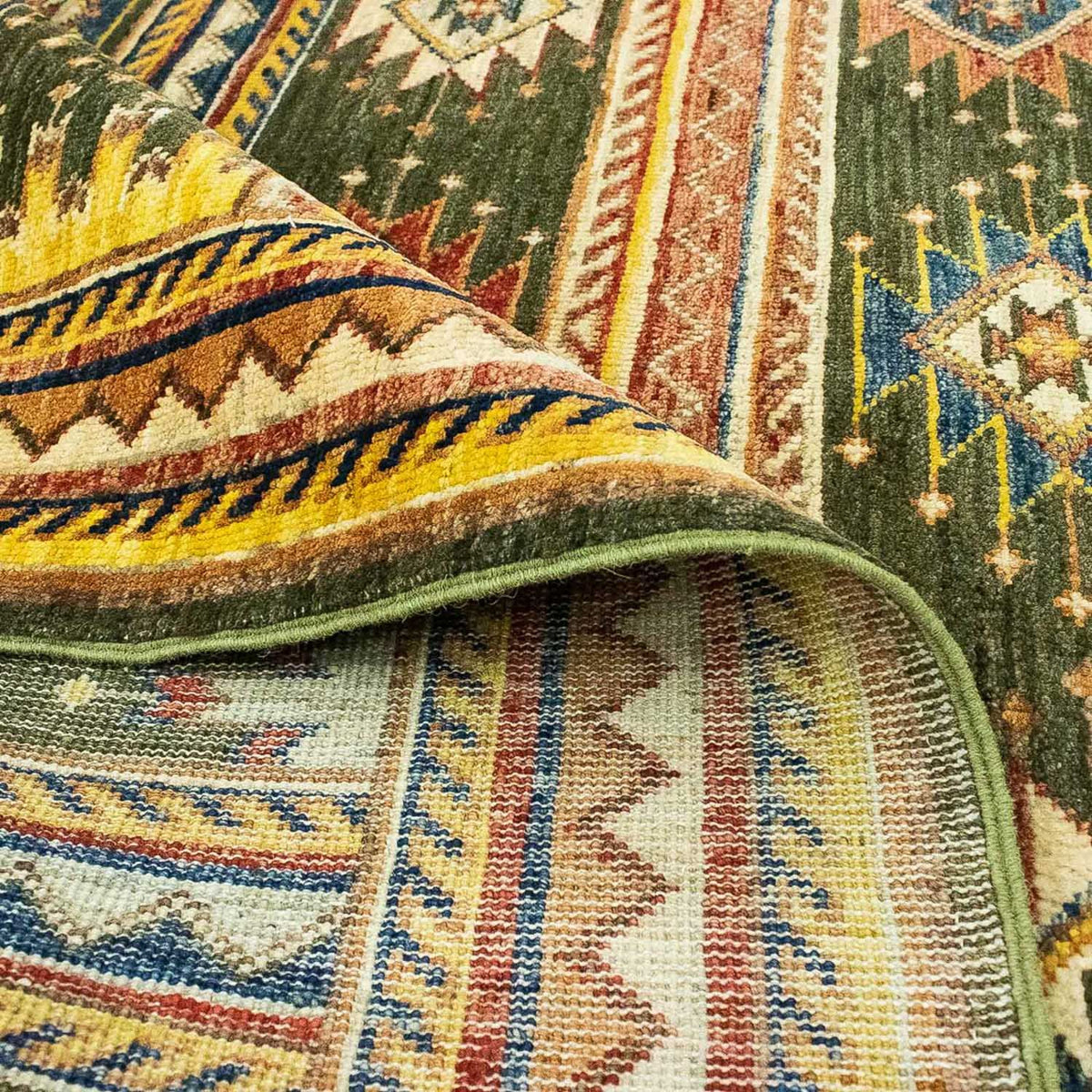 Ziegler Carpet - 173 x 155 cm - grön