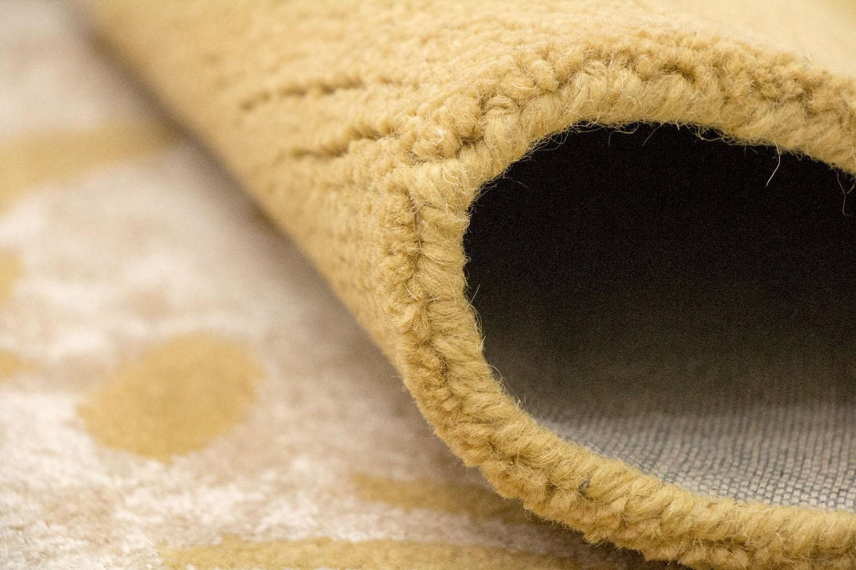 Designermatta - 242 x 154 cm - senapsgult