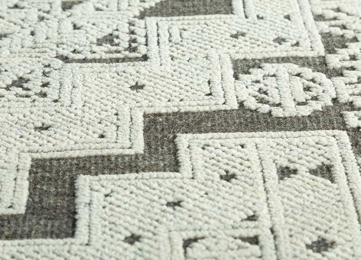 DP02-RUG1117808-300x240