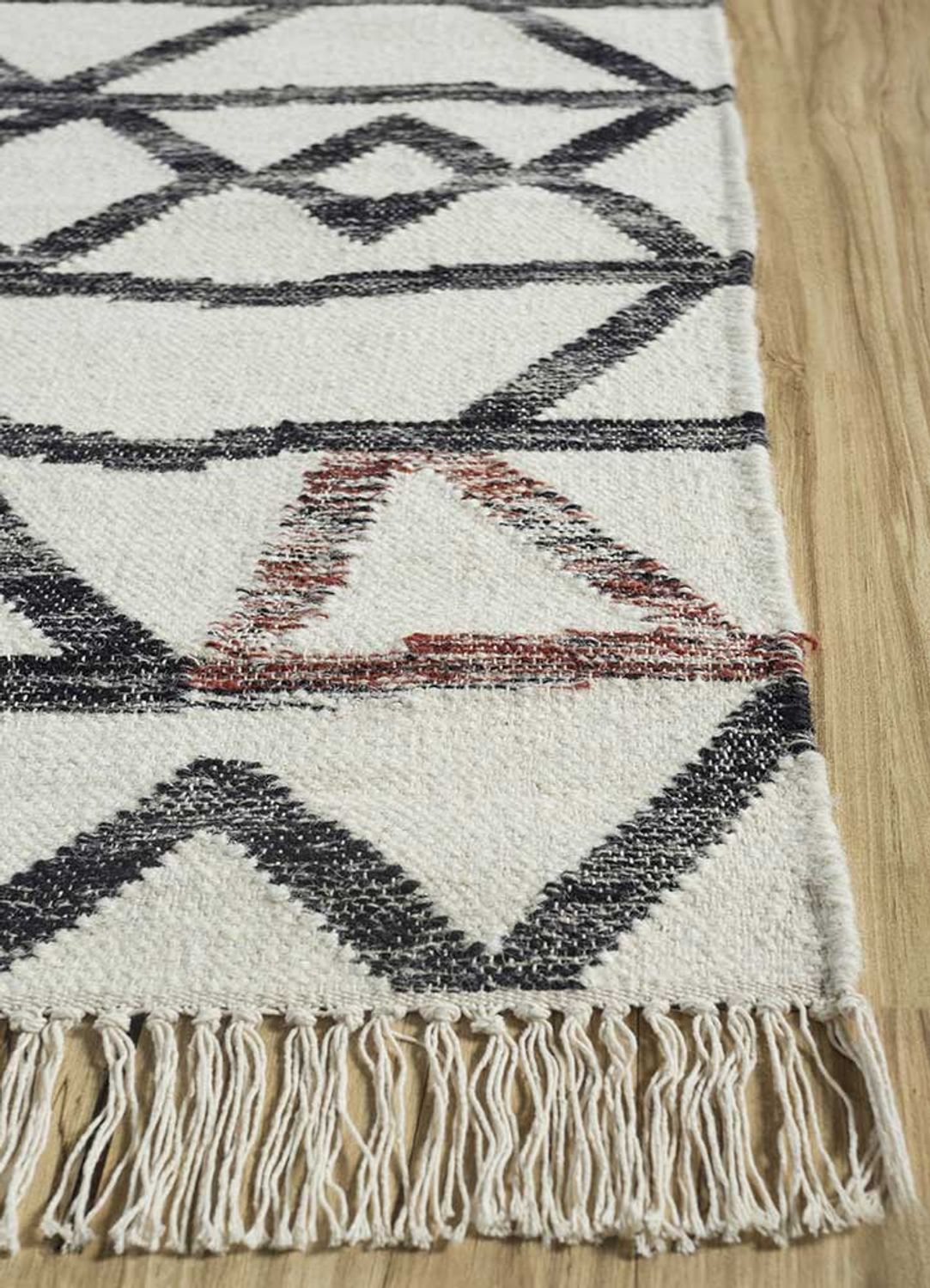 DP02-RUG1122946-150x90