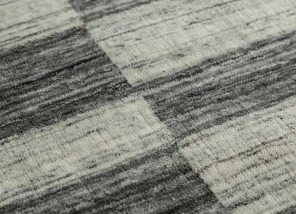 DP02-RUG1125747-240x150