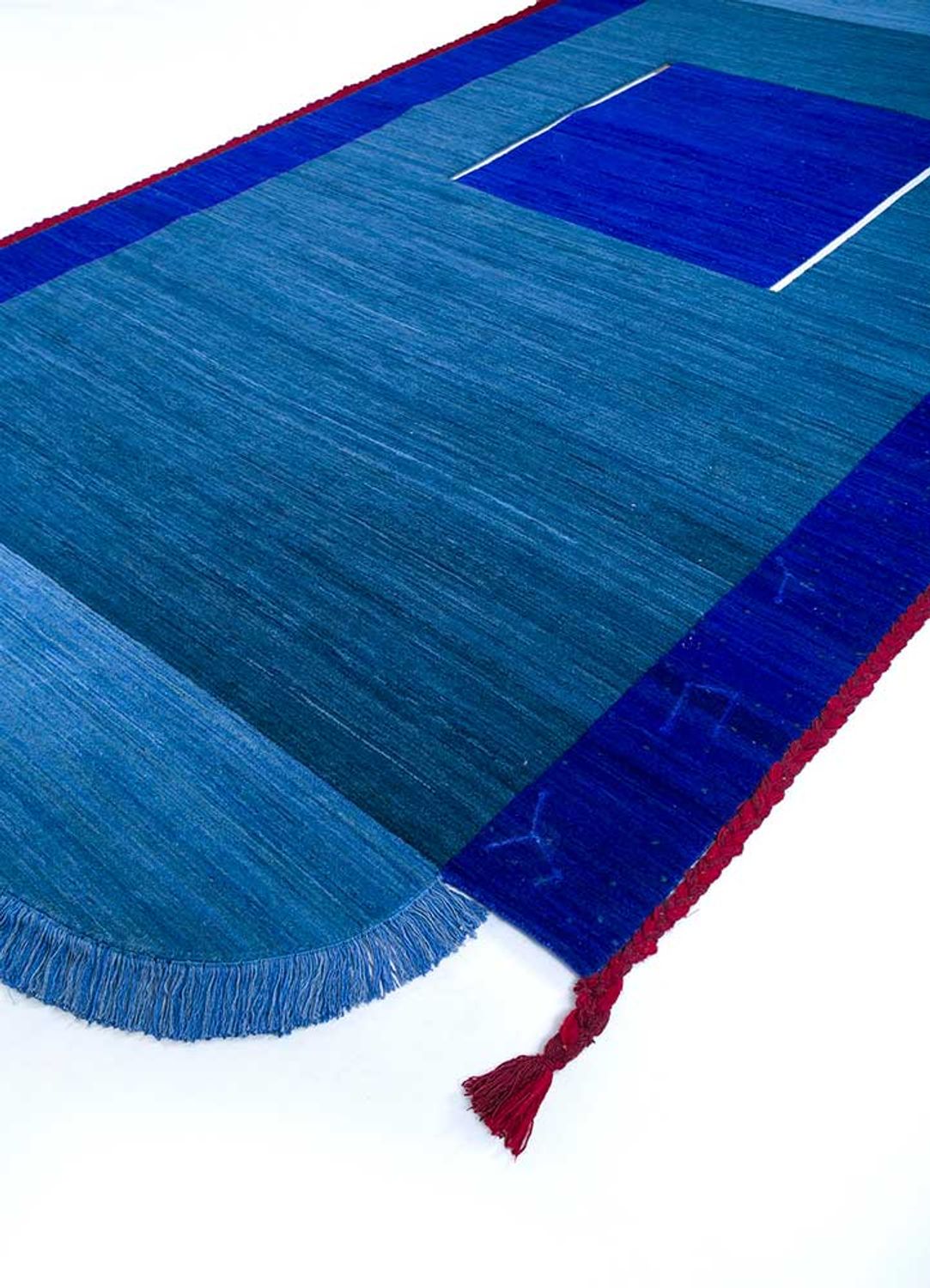 DP02-RUG1125905-330x180