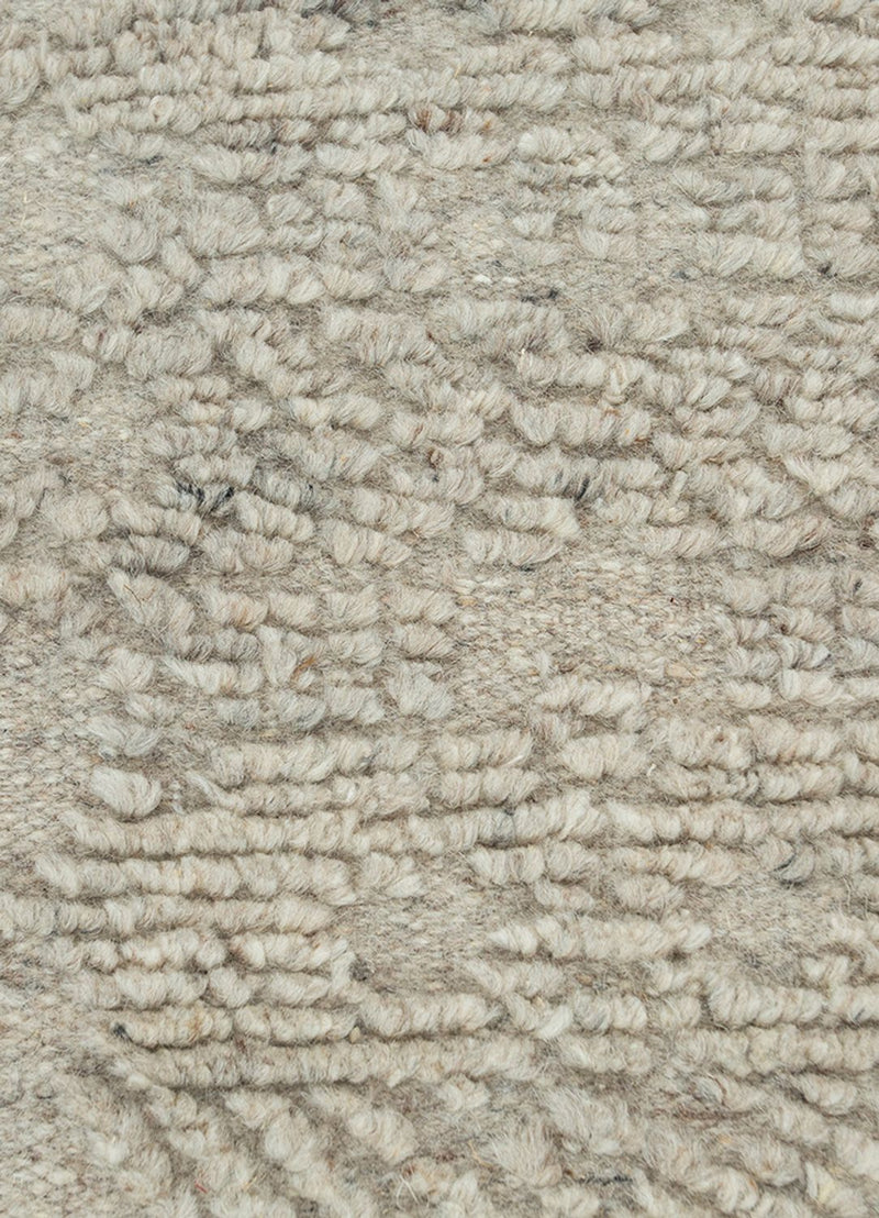 DP02-RUG1136286-300x200