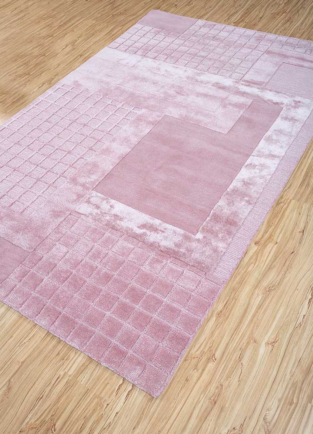 DP02-RUG1136945-210x150