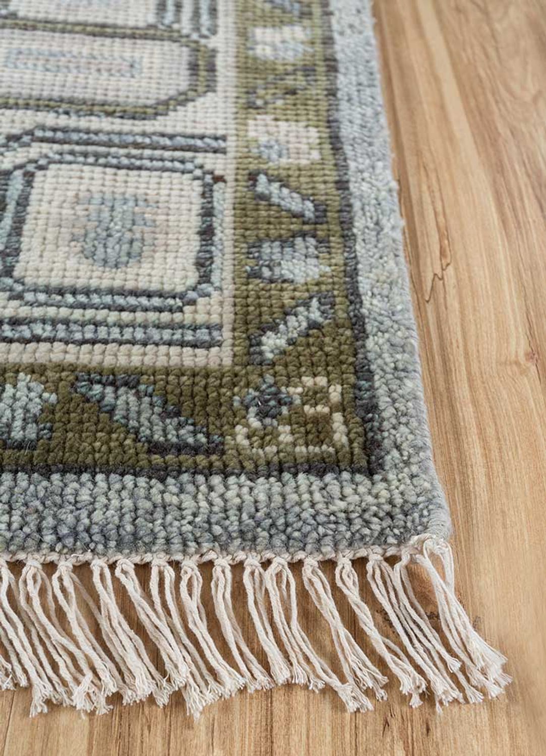 DP02-RUG1140464-300x240