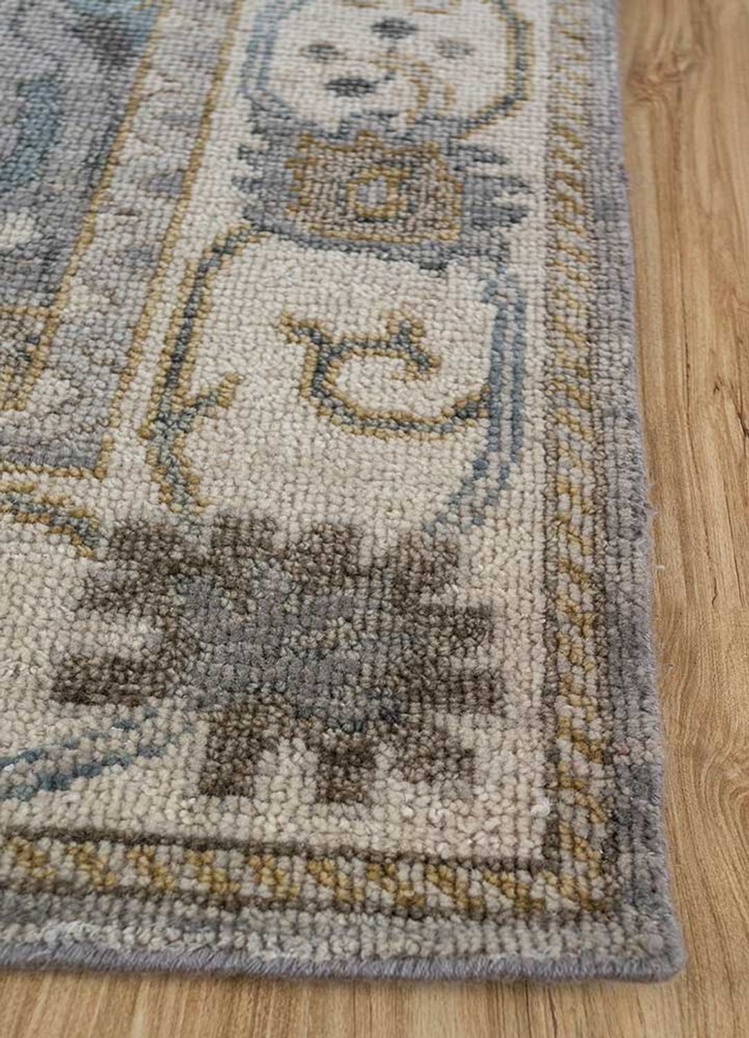 Oriental Carpet Ridge