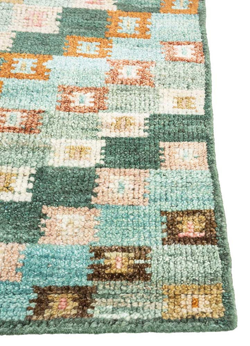 DP02-RUG1145695-270x180