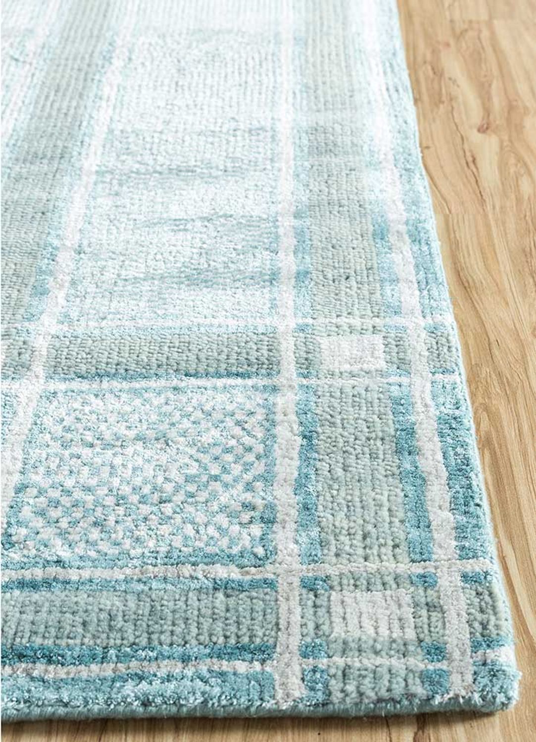 DP02-RUG1147428-240x150