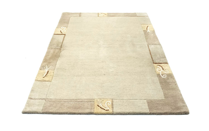 Nepal mattan - 180 x 124 cm - beige