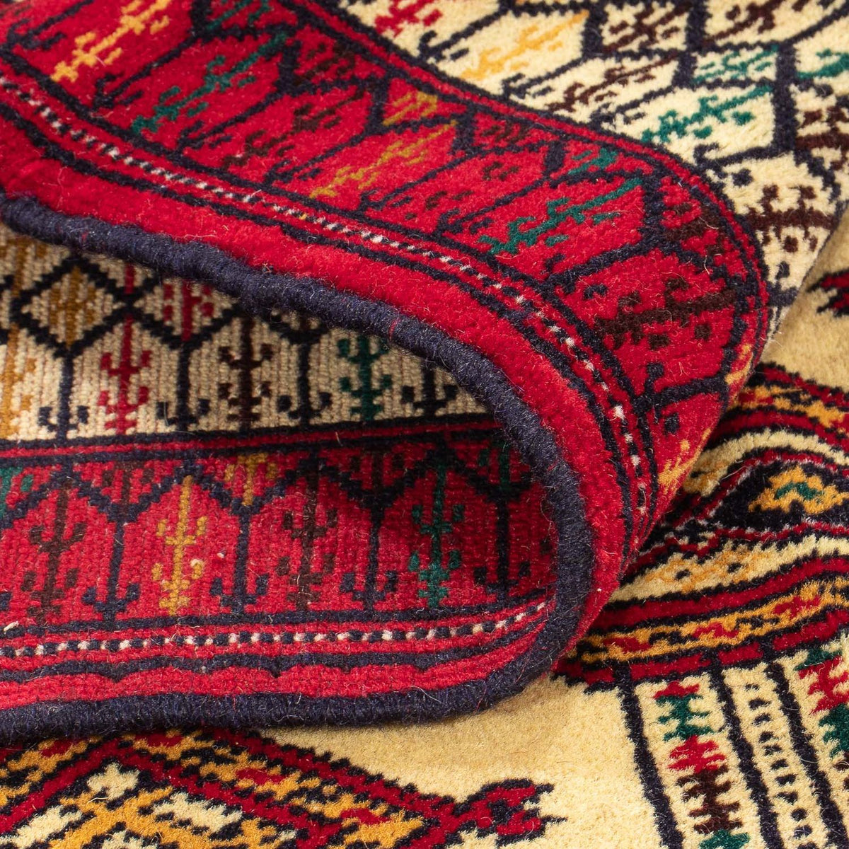 Turkaman-matta - 167 x 120 cm - beige