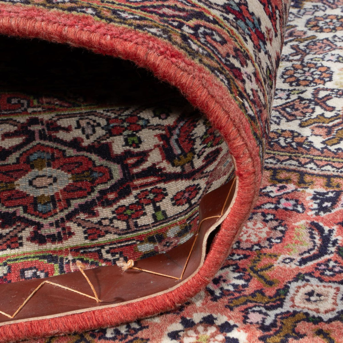 Persisk matta - Bijar - 287 x 198 cm - ljusröd