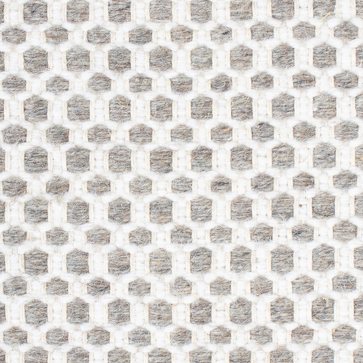 Ullmatta kvadrat  - 34 x 30 cm - ljusgrå