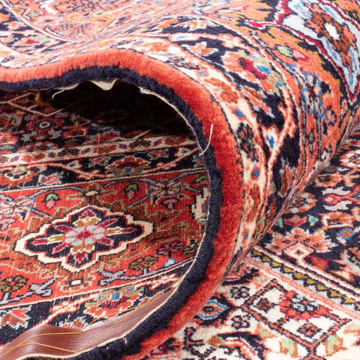 Persisk matta - Bijar - 346 x 252 cm - röd