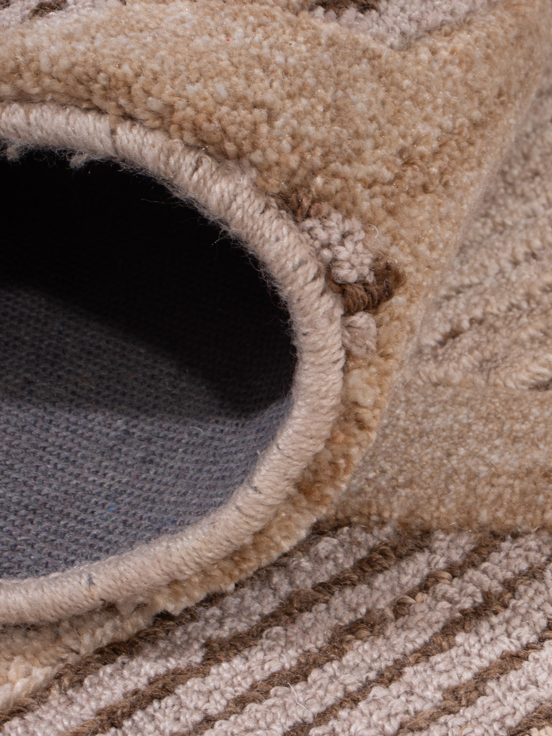 Designermatta - 330 x 240 cm - karamell