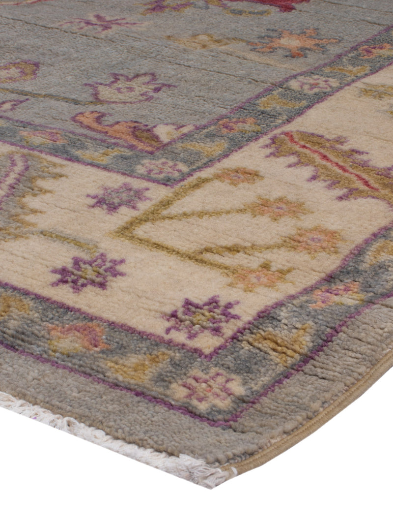 Ushak Mattan - Oriental Carpet