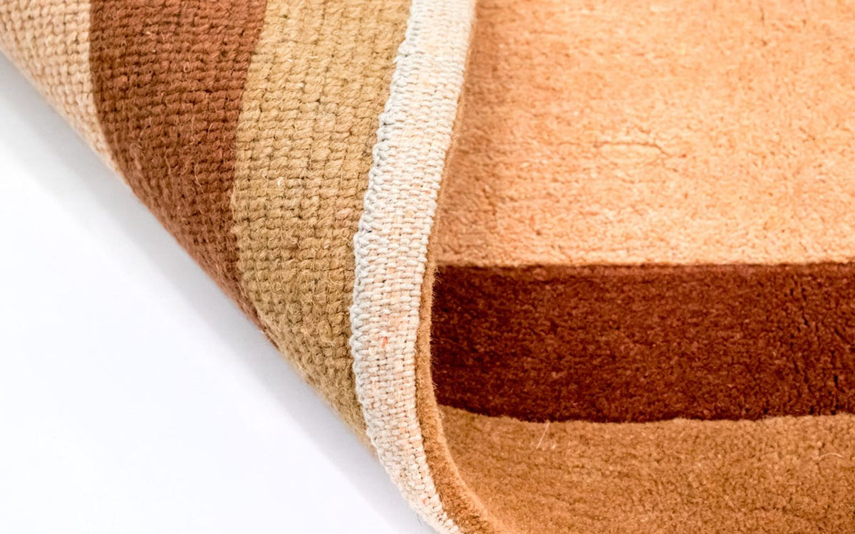 Nepal mattan - 238 x 172 cm - ljusbrun