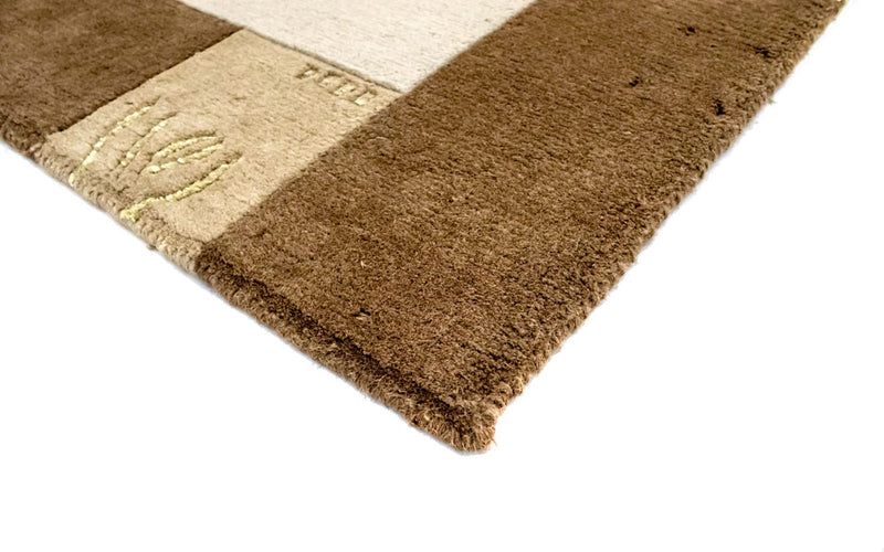 Nepal mattan - 197 x 143 cm - beige