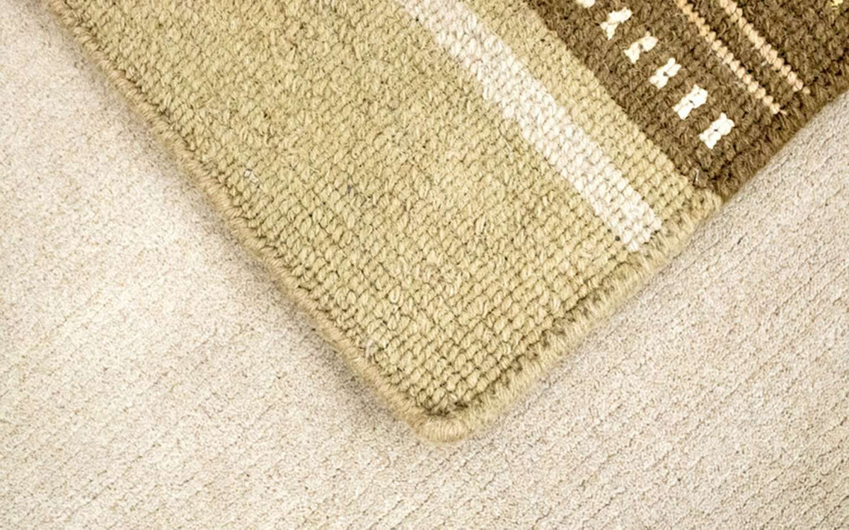 Nepal mattan - 195 x 144 cm - beige