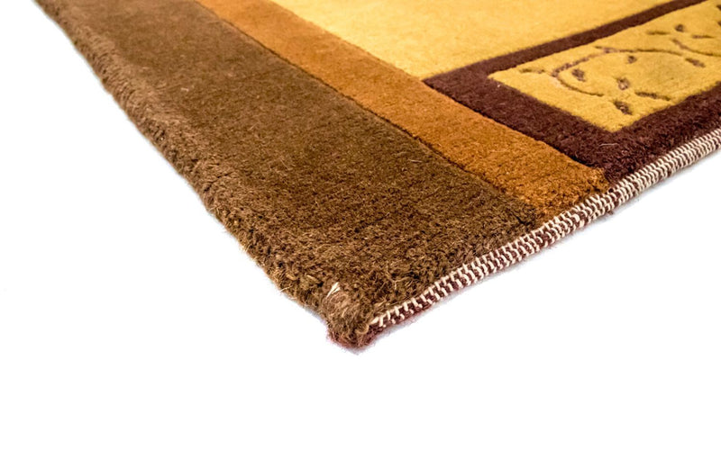 Nepal mattan - 193 x 143 cm - guld