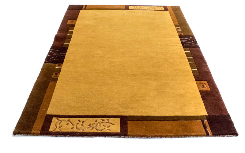 Nepal mattan - 193 x 143 cm - guld