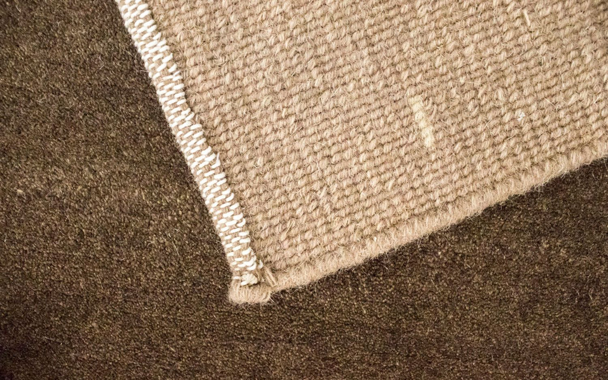 Nepal mattan - 201 x 141 cm - brun