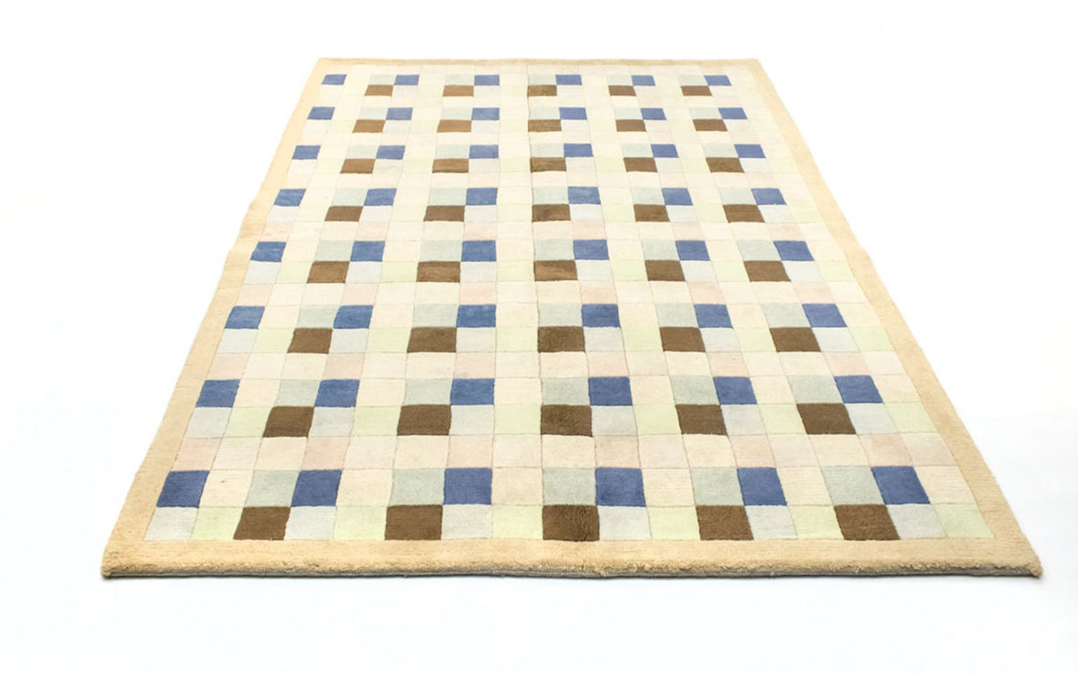 Nepal mattan - 227 x 156 cm - färgad