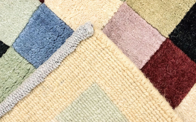 Nepal mattan - 224 x 161 cm - färgad