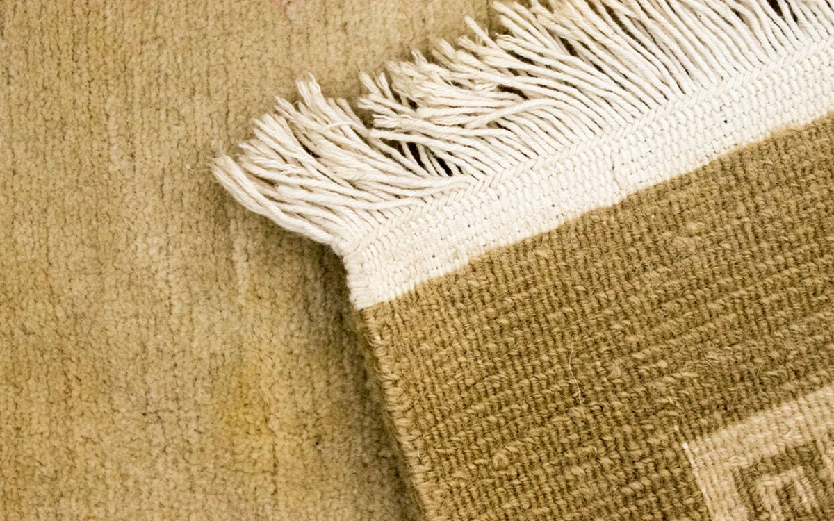 Nepal mattan - 240 x 168 cm - beige