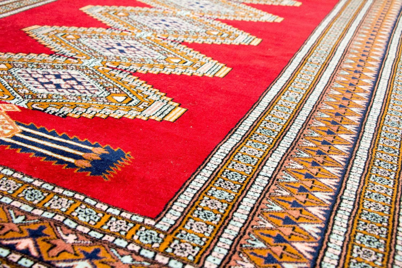 Bukhara Mattan 168x130cm - Oriental Carpet