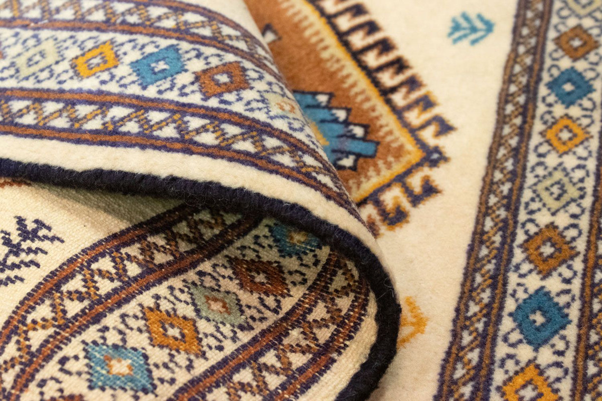 Turkaman-matta - 88 x 63 cm - beige