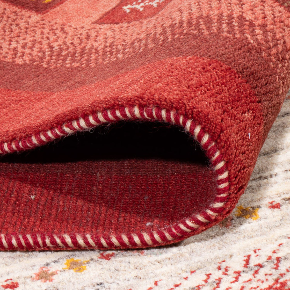 Gabbeh-matta - persisk - 240 x 205 cm - flerfärgad