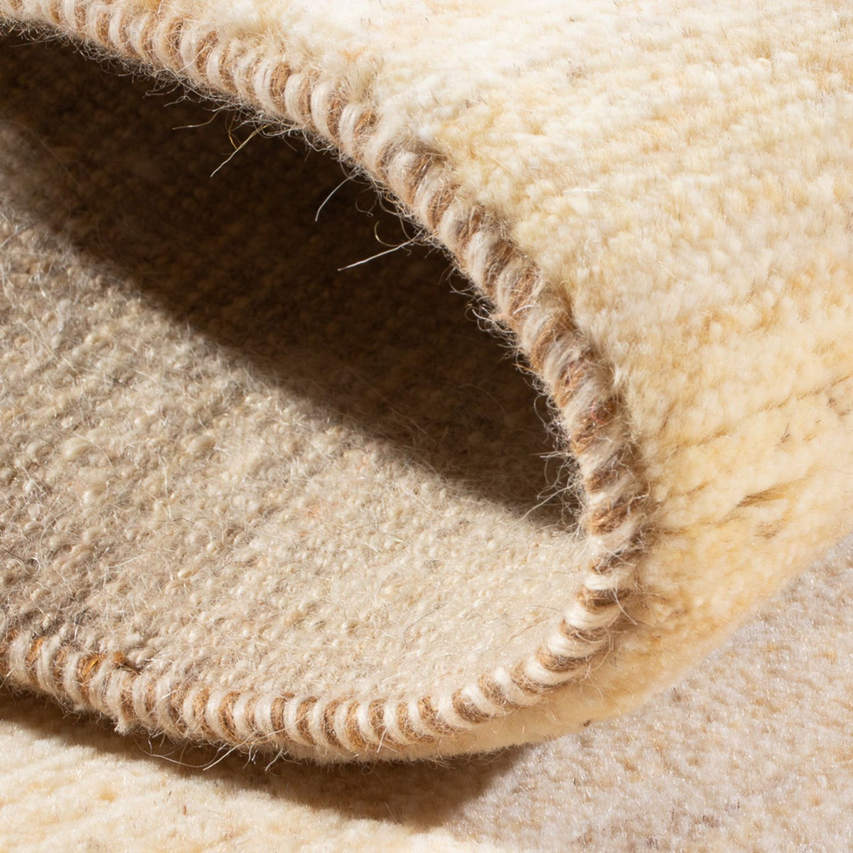 Gabbeh-matta - persisk - 139 x 71 cm - ljusbeige