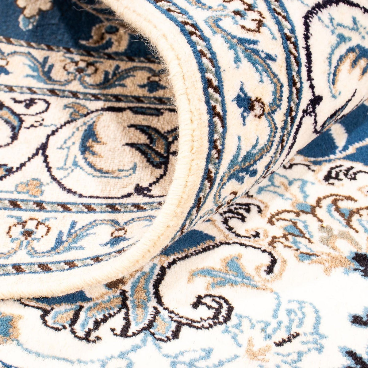 Persisk matta - Nain - 198 x 149 cm - mörkblå