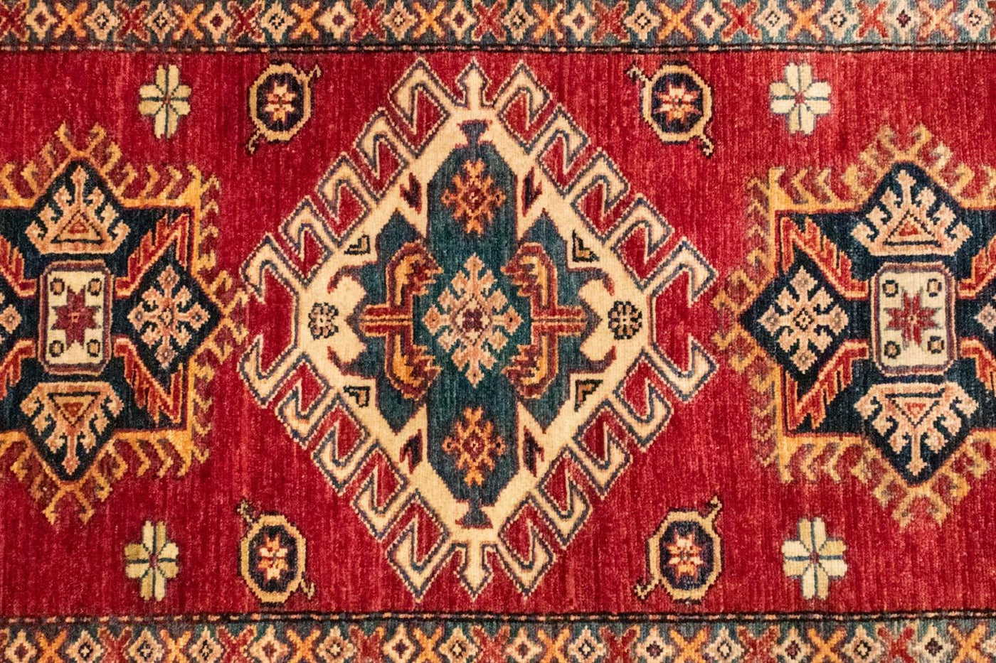 Kazak Mattan 152x101cm - Oriental Carpet